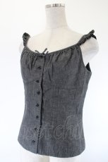 画像3: INGEBORG / フラワー刺繍フリルデニムキャミブラウス  黒デニム I-26-08-07-012-LO-TO-SA-ZI (3)