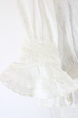 画像5: INGEBORG / ロゴ刺繍ドビードットブラウス  アイボリー I-26-08-07-018-LO-BL-SA-ZI (5)