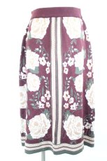 画像1: axes femme Nostalgic / ローズ柄ニットスカート  ボルドーＸベージュ I-26-08-09-084-LO-SK-SA-ZI (1)