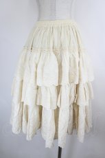 画像3: Miss Point / フラワー刺繍カメオレース段々スカート S 生成り I-26-08-09-103-LO-SK-SA-ZI (3)
