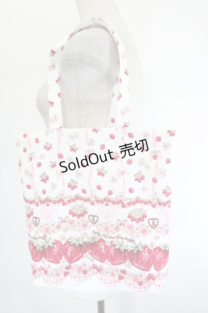 画像1: BABY,THE STARS SHINE BRIGHT / Juicy Strawberry Memory柄トートBag  白 I-26-08-09-117-BA-BG-TE-ZT0905K (1)