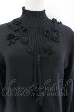 画像4: INGEBORG / カメリアモチーフハイネックニットトップス 11 黒 I-26-08-11-038-LO-TO-SA-ZI (4)
