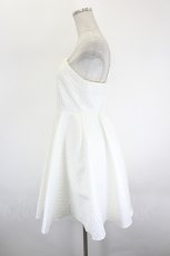 画像2: axes femme POETIQUE / フレアキャミワンピース M ホワイト I-26-08-11-064-AX-OP-SA-ZI (2)