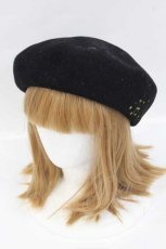 画像1: axes femme / 冬の星座刺繍ベレー  黒Ｘゴールド I-26-08-14-114-AX-AC-SA-ZI (1)