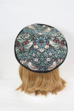 画像2: abilletage / Designer’s fabric series ベレー  イチゴ泥棒/ブルーグリーン I-26-08-15-114-GO-ZA-SA-ZI (2)