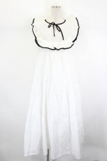 画像1: epine / front lace piping ribbon tiered onepiece  白ｘ黒 I-26-08-17-081-LO-OP-SA-ZI (1)