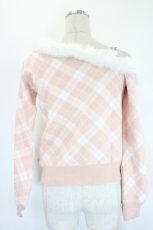 画像2: Ank Rouge / ファーオフショルチェックニットプルオーバー  ピンクＸ白 I-26-08-20-025-CA-TO-SA-ZI (2)