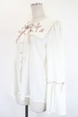 画像3: Amavel / チャイナ刺繍スクエア衿ブラウス  白Ｘピンク I-26-08-20-008-CA-BL-SA-ZI (3)