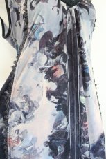画像4: OZZ ANGELO / 絵画プリントノースリーブワンピース  青Ｘ紫 I-26-08-20-084-OO-OP-SA-ZI (4)