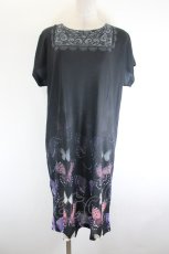 画像1: abilletage / Tシャツワンピース（バタフライ）  黒 I-26-08-21-089-GO-OP-TE-ZI (1)