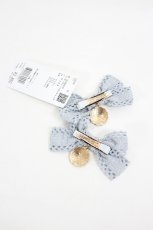 画像2: axes femme POETIQUE / ワンダーガトーリボンクリップ  サックスブルー I-26-08-21-122-AX-AC-TE-ZI (2)