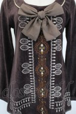 画像4: axes femme / フロント刺繍コーデュロイトップス  ブラウン I-26-08-23-024-AX-TO-SA-ZI (4)