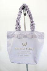 画像1: Maison de FLEUR / ブランドロゴフリルハンドルトートMバッグ  ラベンダー I-26-08-23-125-LO-BG-TE-ZI (1)