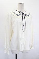 画像3: axes femme / ブーケ刺繍フリル襟ブラウス L 生成り I-26-08-23-014-AX-BL-TE-ZI (3)