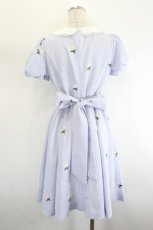 画像3: Secret Honey / マーガレット刺繍ワンピース  ブルー I-26-08-25-077-CA-OP-TE-ZI (3)