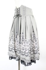 画像2: axes femme / ローズ刺繍ハイウエストスカート  グレー I-26-08-25-102-AX-SK-SA-ZI (2)