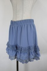 画像2: axes femme POETIQUE / レースフリルミニペチパンツ  サックス I-26-08-25-109-AX-PA-SA-ZI (2)