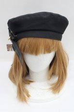 画像2: Amavel / ロゴリボンブローチ付ベレー帽  黒 I-26-09-02-120-CA-AC-TE-ZI (2)