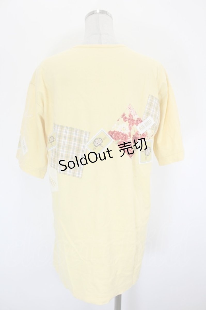 画像2: PINK HOUSE / ブーケワッペン&パッチワークデザインTシャツ  イエロー I-26-09-04-040-LO-TO-SA-ZI (2)