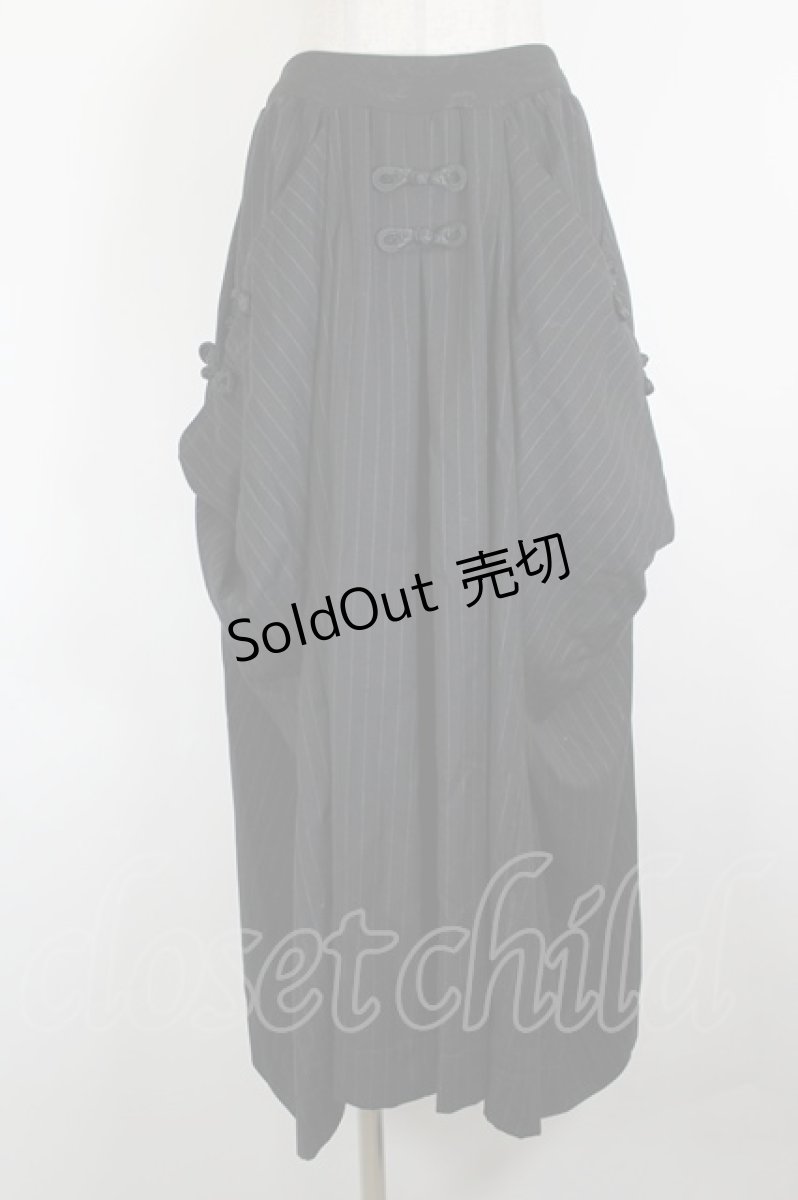 画像1: Qutie Frash / ストライプ袴パンツ  黒 I-26-09-04-114-QU-PA-TE-ZI (1)