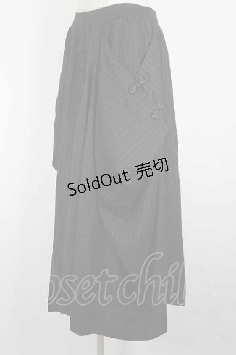 画像2: Qutie Frash / ストライプ袴パンツ  黒 I-26-09-04-114-QU-PA-TE-ZI (2)