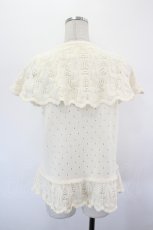 画像2: PINK HOUSE / チェリーワッペン使いニットベスト  アイボリーＸ赤 I-26-09-06-047-LO-TO-SA-ZI (2)