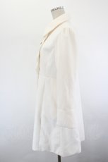 画像2: axes femme POETIQUE / スカラップ丸襟コート  オフ I-26-09-06-057-AX-CO-TE-ZI (2)