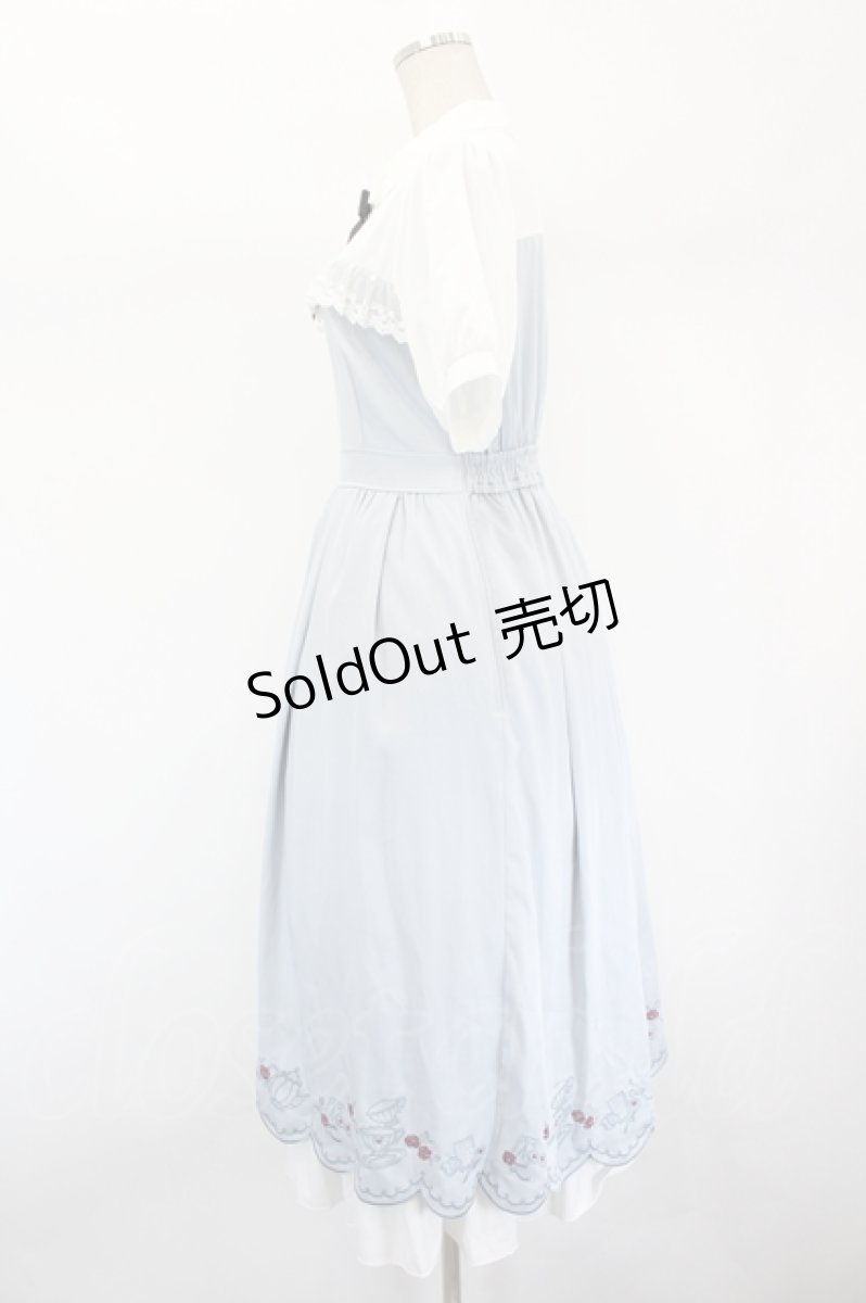 画像2: axes femme POETIQUE / ティーパーティー刺繍ワンピース  サックス I-26-09-06-064-AX-OP-SA-ZI (2)