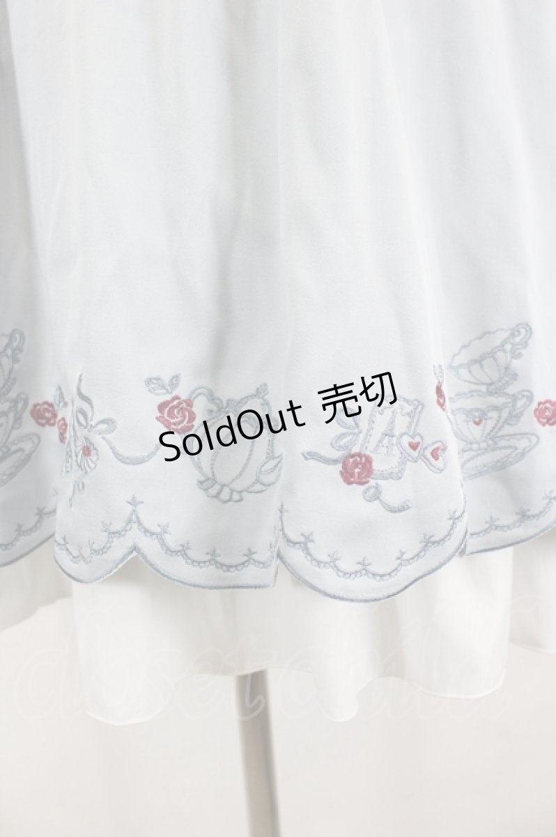 画像6: axes femme POETIQUE / ティーパーティー刺繍ワンピース  サックス I-26-09-06-064-AX-OP-SA-ZI (6)