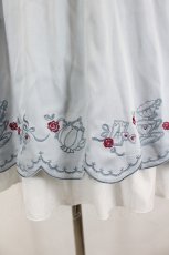 画像6: axes femme POETIQUE / ティーパーティー刺繍ワンピース  サックス I-26-09-06-064-AX-OP-SA-ZI (6)