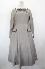 画像1: Fi.n.t / ラインボウタイバイカラーワンピース F BEIGE I-26-09-08-060-CA-OP-TE-ZI (1)