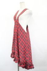 画像2: Na+H / hmサスペンダーフリルスカート(チェック)  赤 I-26-09-08-082-PU-SK-TE-ZI (2)