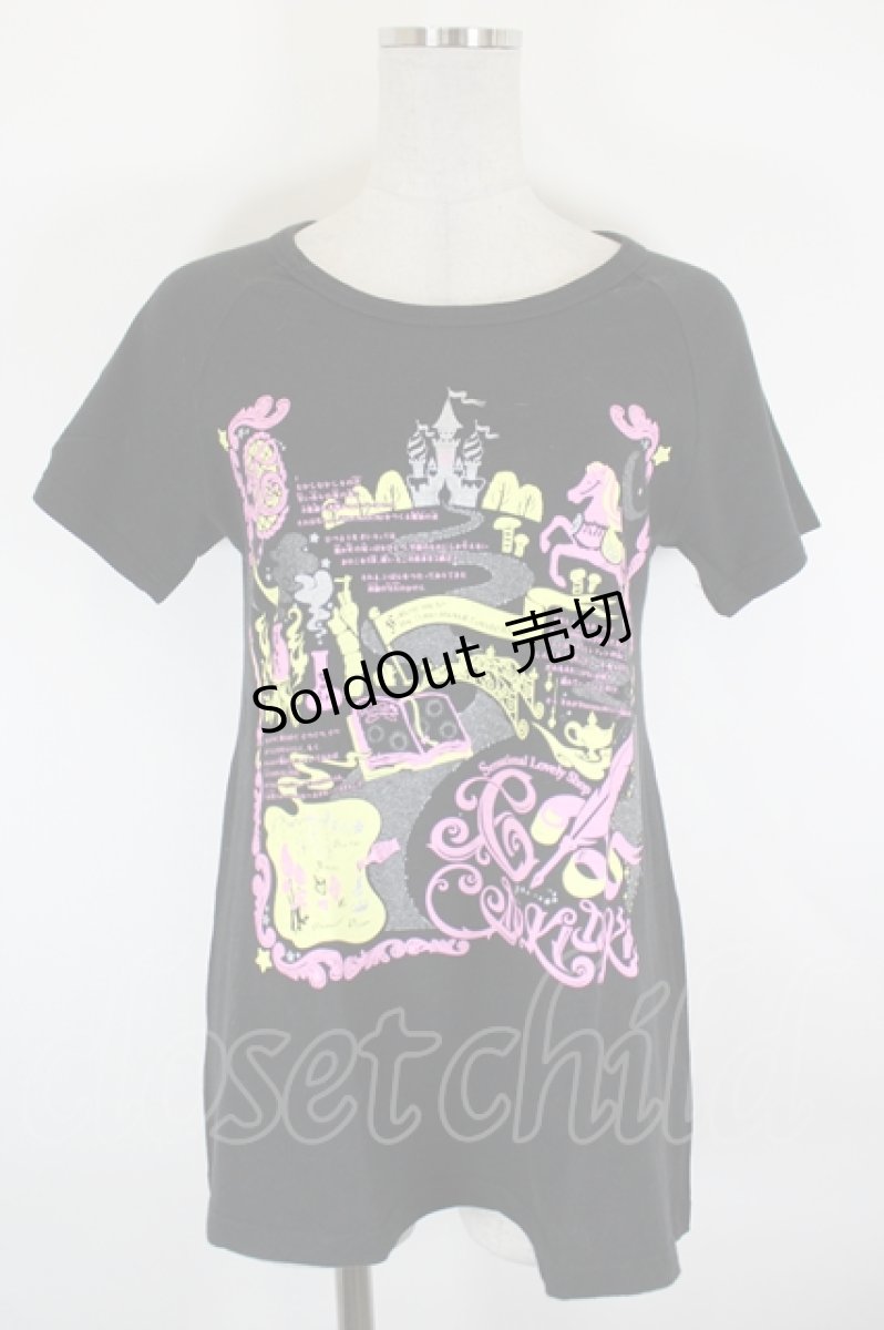画像1: 6％DOKIDOKI / フェアリーテイルプリントTシャツ  黒ＸピンクＸ黄色 I-26-09-11-025-LO-TO-SA-ZI (1)