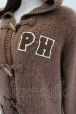 画像4: PINK HOUSE / PHロゴワッペン付きフードニットカーディガン  ブラウン I-26-09-15-054-LO-TO-SA-ZI (4)