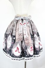 画像2: ALICE and the PIRATES / Charme de Rouge〜私だけの赤い靴〜柄スカート  黒 I-26-09-16-089-PA-SK-TE-ZI (2)