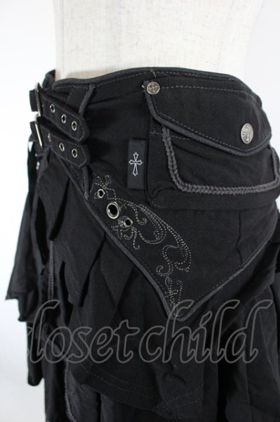Ozz Croce / 刺繍入りベルトオーバー付スカート 黒 I-26-09-21-086-OO