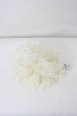画像1: axes femme POETIQUE / パール×レースビッグシュシュ  生成り I-26-09-21-128-AX-AC-SA-ZI (1)
