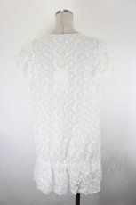 画像3: INGEBORG / フラワー刺繍レースチュニックブラウス  白 I-26-09-23-025-LO-BL-SA-ZI (3)