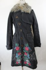 画像1: ALGONQUINS / 花スカル刺繍ファー襟コート  ブラック I-26-09-25-039-AL-CO-TE-ZI (1)