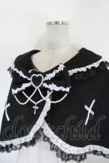 画像2: DearMyLove / 十字架バラレースフリルパールケープ M-L 黒Ｘ白 I-26-09-27-055-GO-JA-SA-ZI (2)