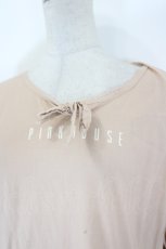 画像2: PINK HOUSE / ロゴプリント裾ボタンワンピース  ピンク I-26-09-27-087-LO-OP-SA-ZI (2)