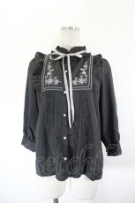 画像1: axes femme / クラシカル刺繍七分袖ブラウス M 黒 I-26-09-27-028-AX-BL-TE-ZI (1)