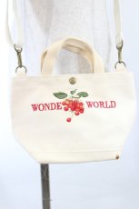 画像2: WONDERFUL WORLD / チェリー刺繍ミニトート  アイボリーＸ赤 I-26-09-29-049-LO-BG-SA-ZI (2)