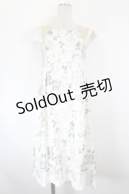 Preview of チェア刺繍ワンピース M オフ