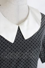 画像3: INGEBORG / まるドット襟半袖ワンピース  黒Ｘ白 I-26-10-11-085-LO-OP-SA-ZI (3)