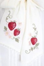 画像4: axes femme / 苺刺繍ボウタイブラウス F キナリ I-26-10-11-009-AX-BL-TE-ZI (4)