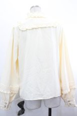 画像2: Amavel / Vintage Doll フリルブラウス F アイボリー I-26-10-13-079-CA-BL-TE-ZI (2)
