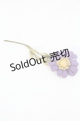 Preview of 雛菊コサージュ