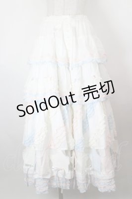 Preview of 星形ワッペン付き配色フリルスカート  白