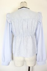 画像2: axes femme POETIQUE / チャイナバタフライ刺繍ブラウス  サックス I-26-10-17-007-AX-BL-SA-ZI (2)
